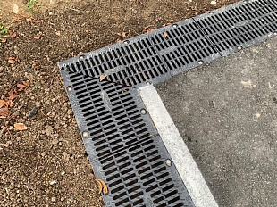 Модуль полимербетонный DN 300.300 с чугунной решеткой E600